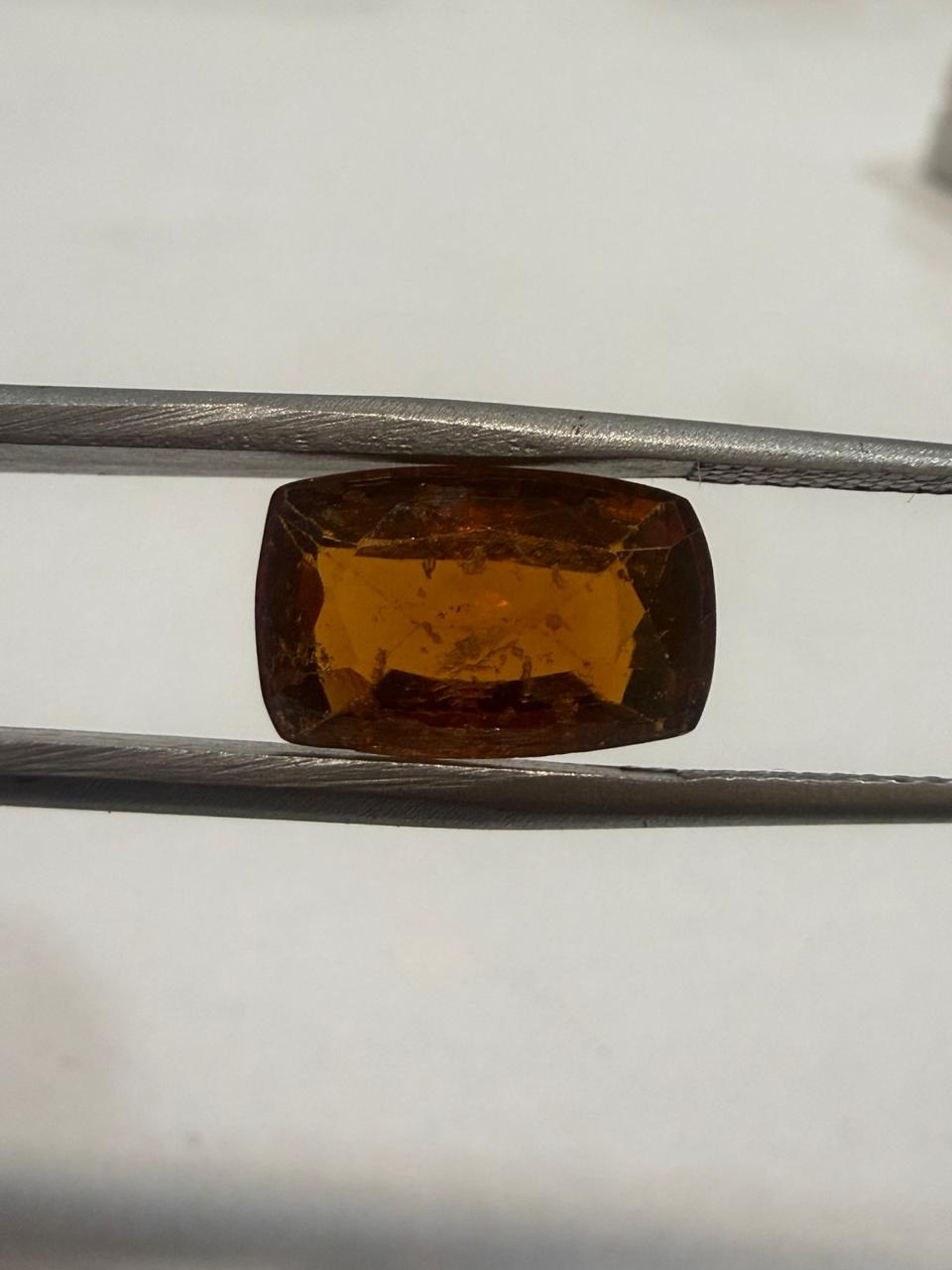 Natural Gomed (Hessonite Garnet) 4.63 Ratti– Emerald Shape