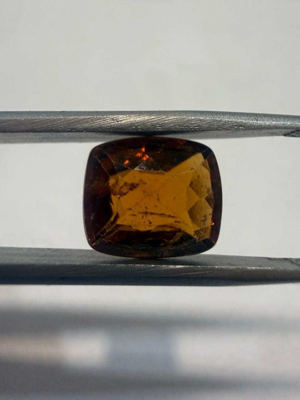 Natural Gomed (Hessonite Garnet) 4.76 Ratti– Emerald Shape