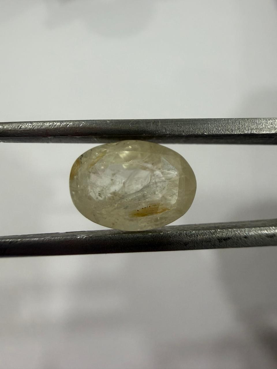 Natural Srilankan Pukhraj (Yellow Sapphire) 7.37 Ratti