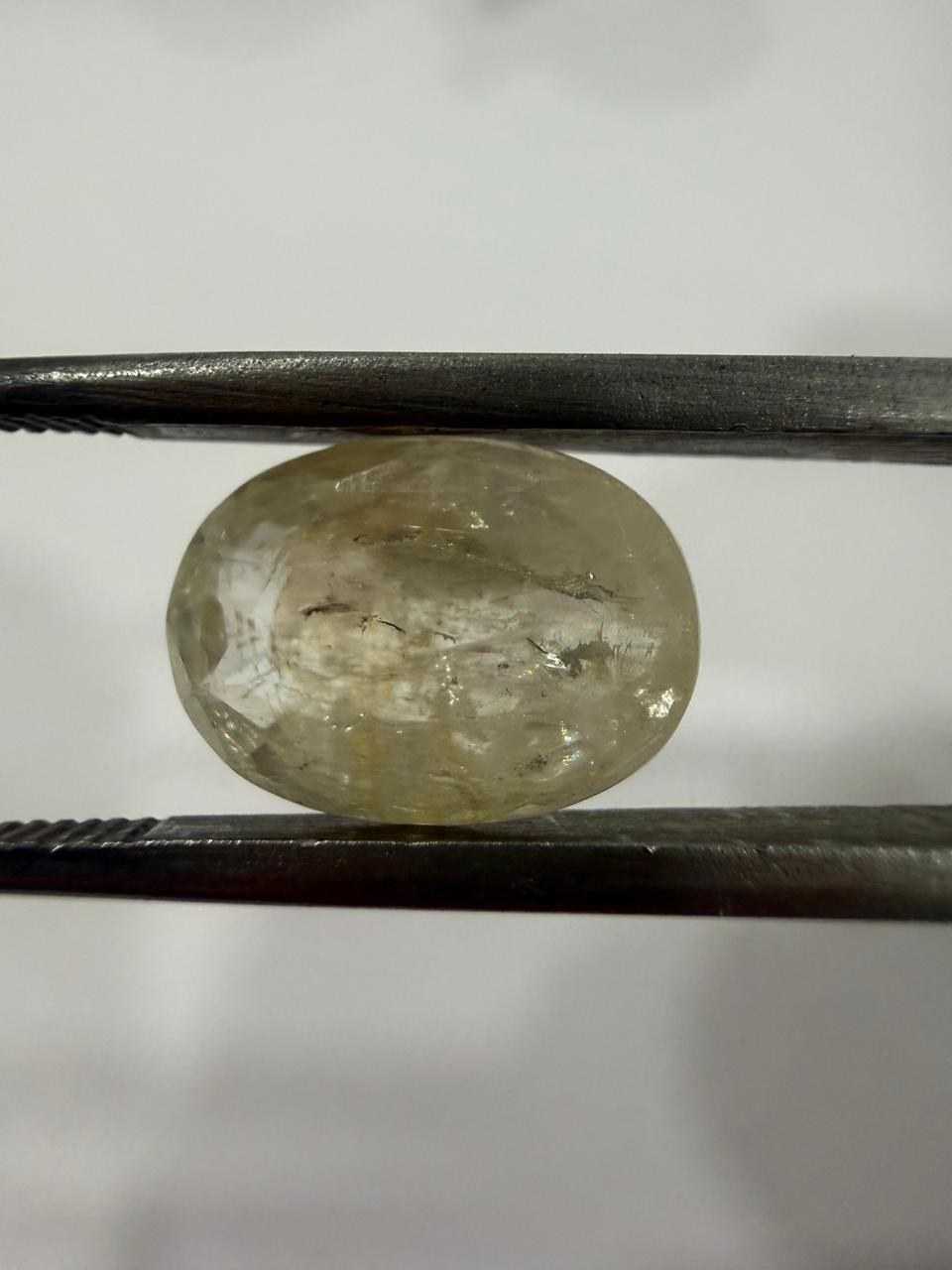 Natural Srilankan Pukhraj (Yellow Sapphire) 6.47 Ratti