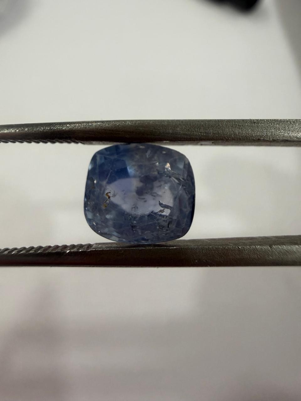 Natural Srilankan Neelam (Blue Sapphire) 4.14 Ratti