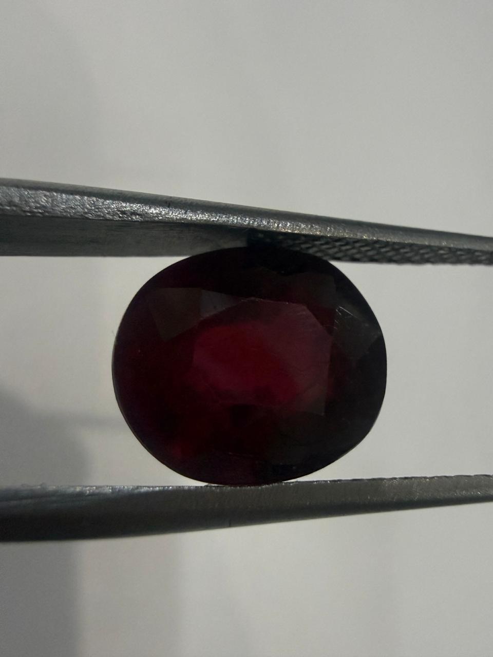 Natural Manik (Ruby) 5.74 Ratti – Oval Shape